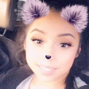 Meet your Posher, Luz